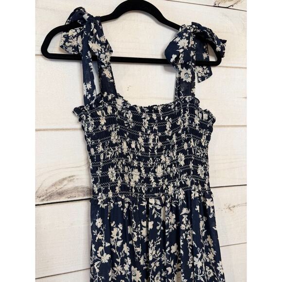 Max Studio Maxi Dress Smocked Ruffled Blue White Print Est. Size SM Preppy Cute - Picture 6 of 6